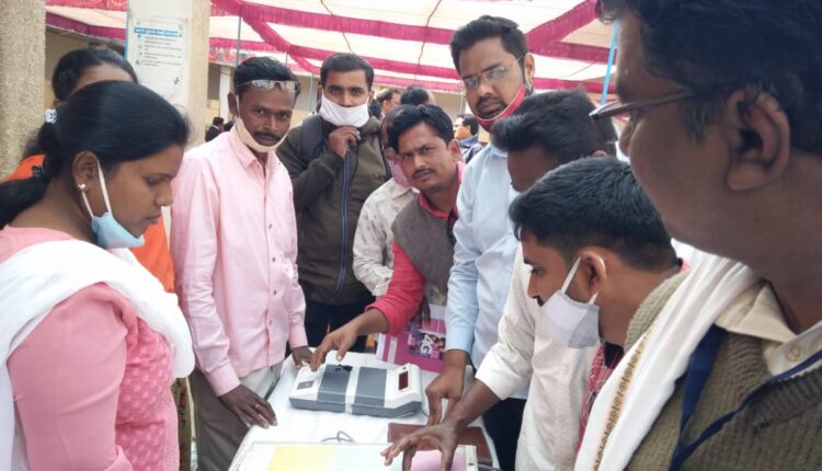 nivadnuk kamache prakshishan