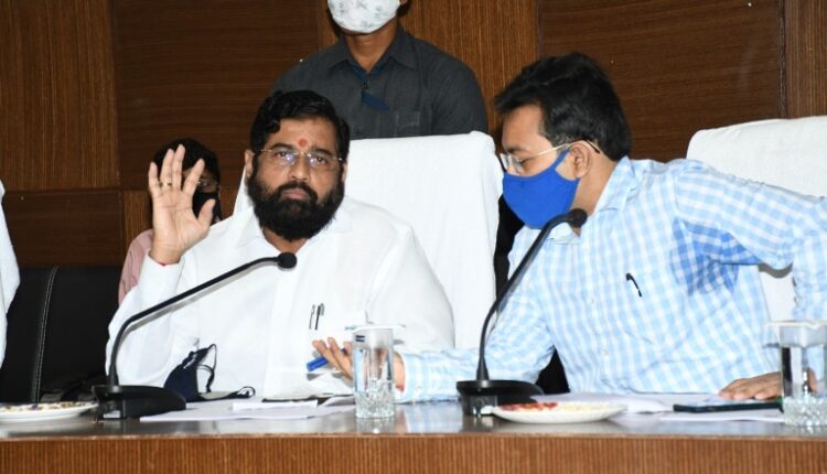 Eknath Shinde, Dipak Singla