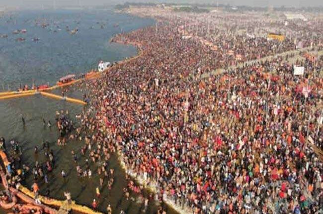 Shahi-snan-at-Kumbh-mela-