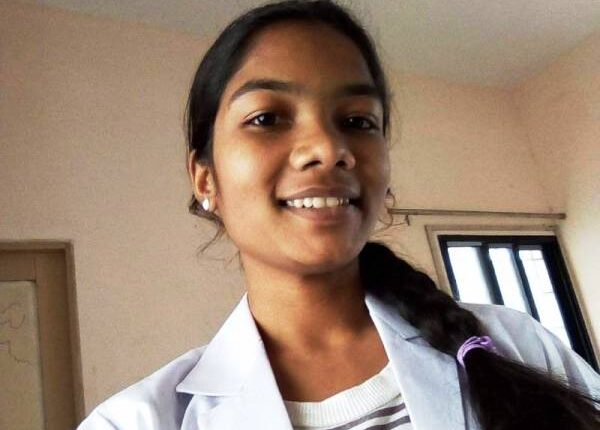 Sneha Hichami Sucide Girl