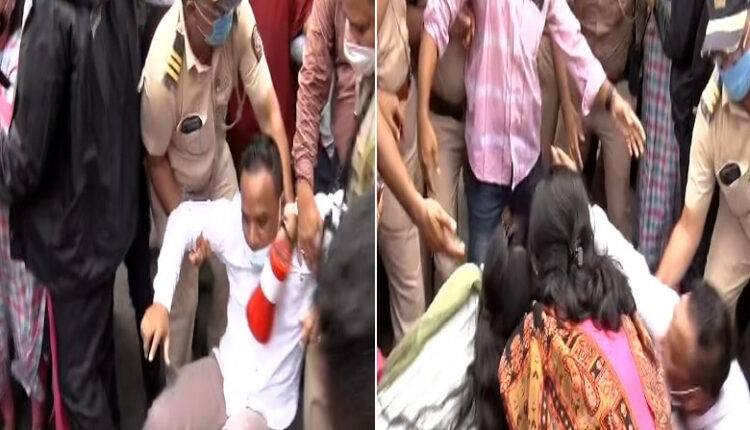 BJP-workers-beaten-by-Shivsena-min